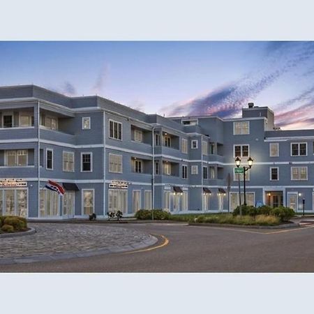 Downtown Plymouth Waterfront Luxury Condos Esterno foto