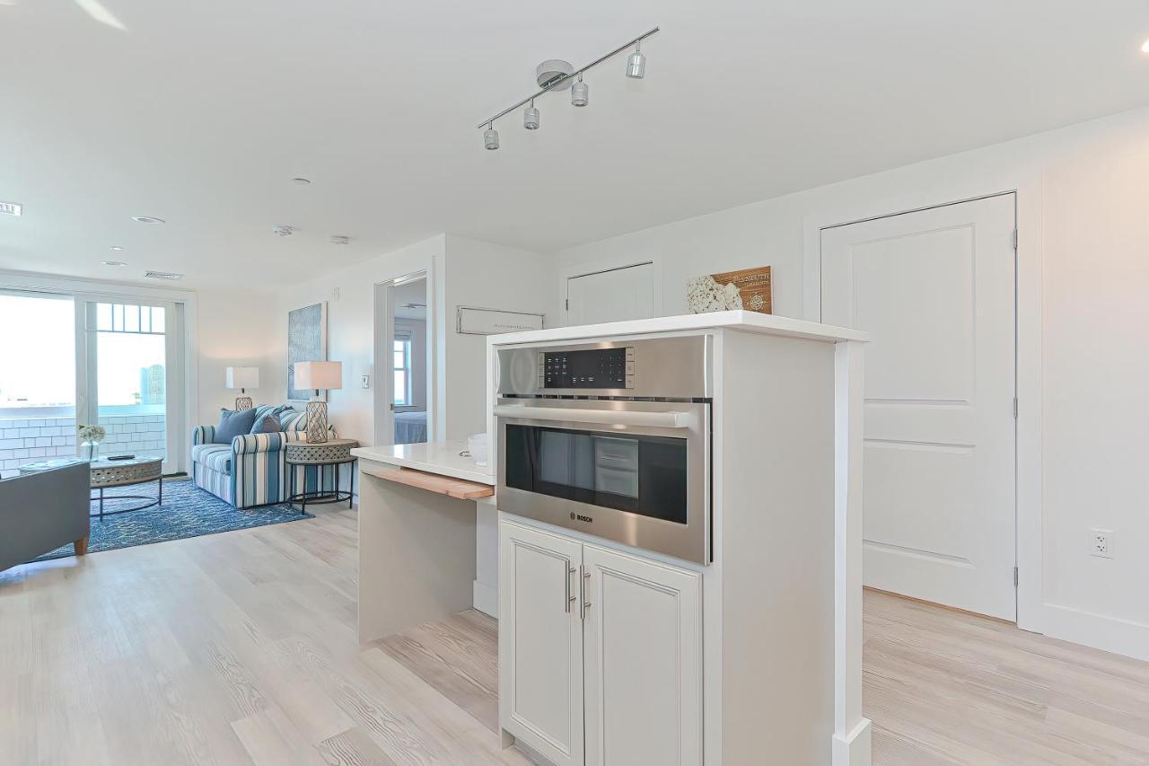 Downtown Plymouth Waterfront Luxury Condos Esterno foto