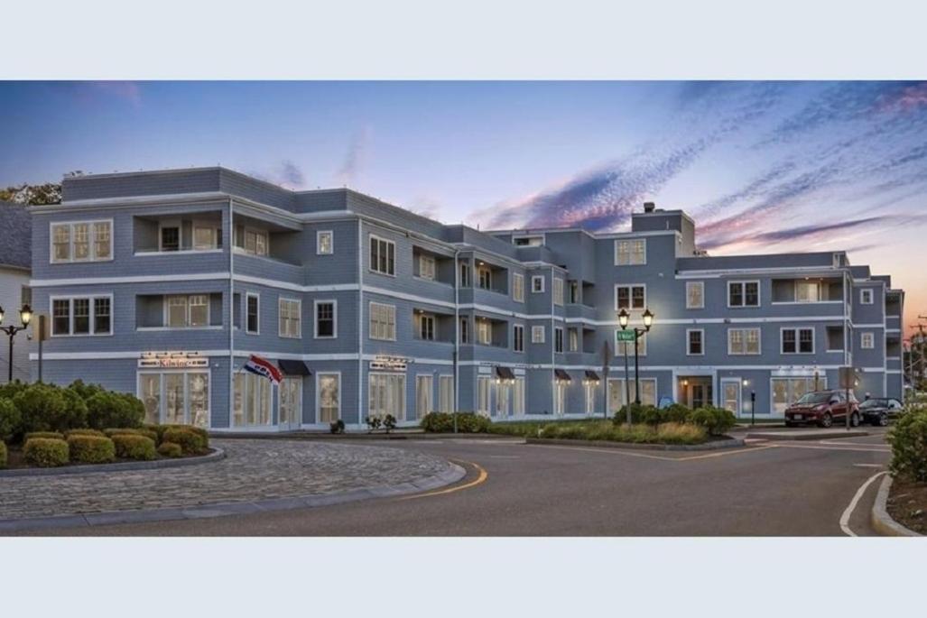 Downtown Plymouth Waterfront Luxury Condos Esterno foto