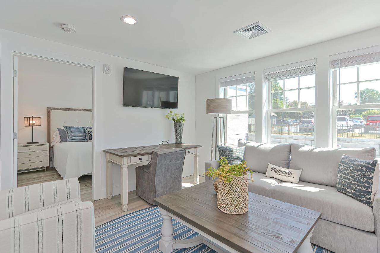 Downtown Plymouth Waterfront Luxury Condos Esterno foto
