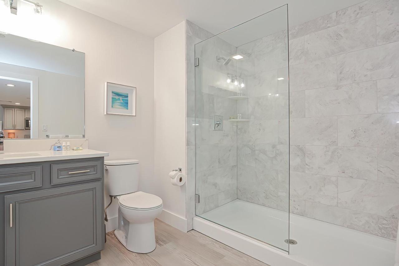Downtown Plymouth Waterfront Luxury Condos Esterno foto