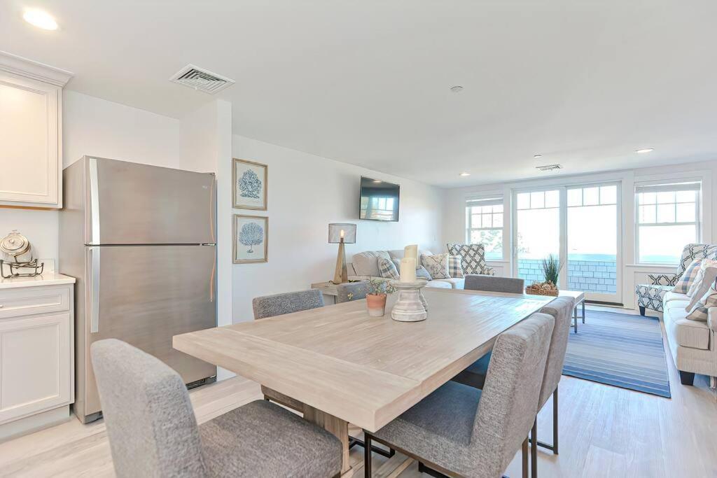 Downtown Plymouth Waterfront Luxury Condos Esterno foto