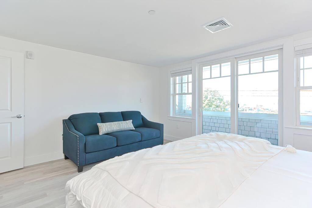 Downtown Plymouth Waterfront Luxury Condos Esterno foto